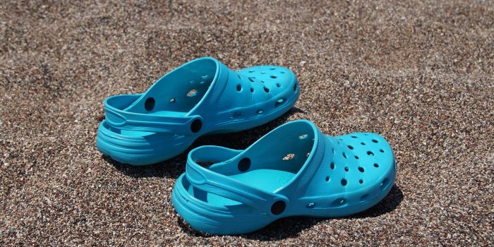 CROCS