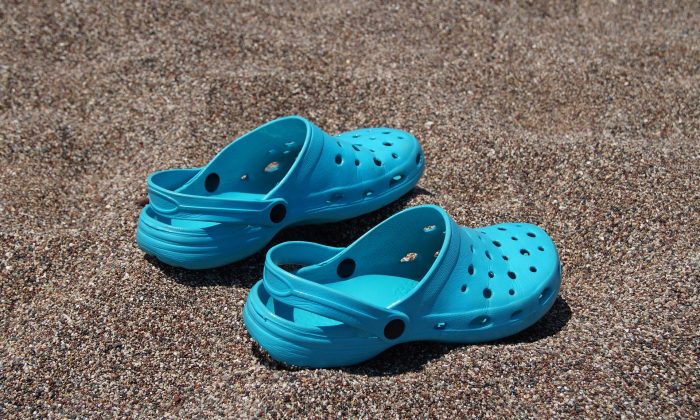 CROCS